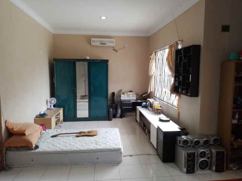 dijual rumah kota wisata cibubur