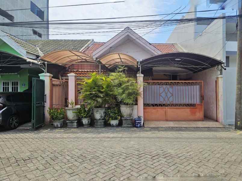 dijual rumah lebak indah jaya