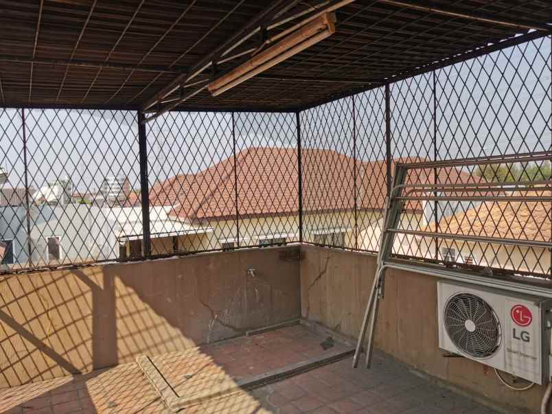 dijual rumah legenda wisata cibubur