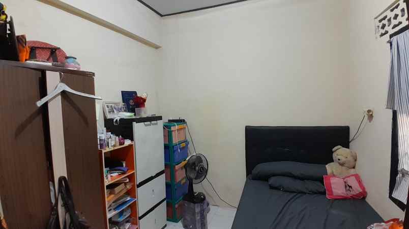 dijual rumah lokasi strategis monang maning