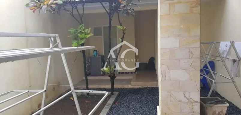 dijual rumah luas di tirtomoyo pakis malang