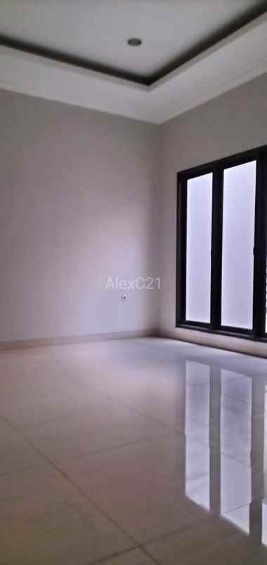 dijual rumah lux baru di pasar minggu jakarta selatan