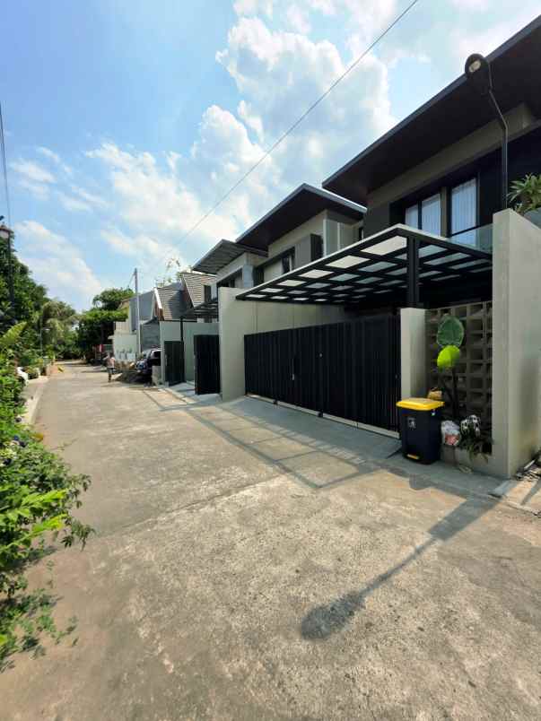 dijual rumah maguwoharjo