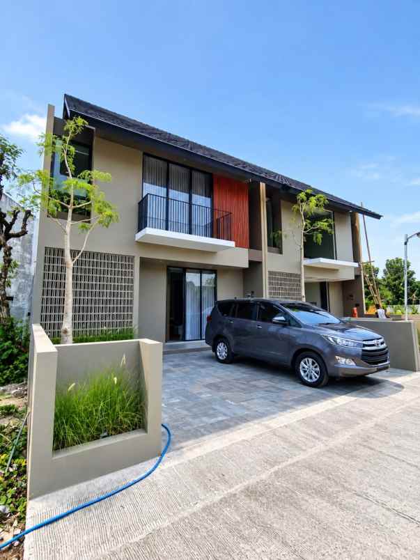 dijual rumah maguwoharjo