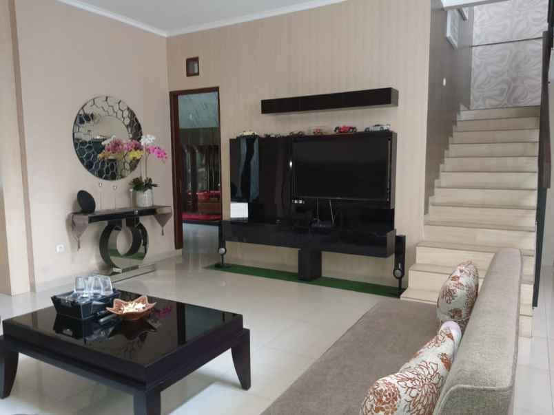 dijual rumah mitra dago antapani bandung