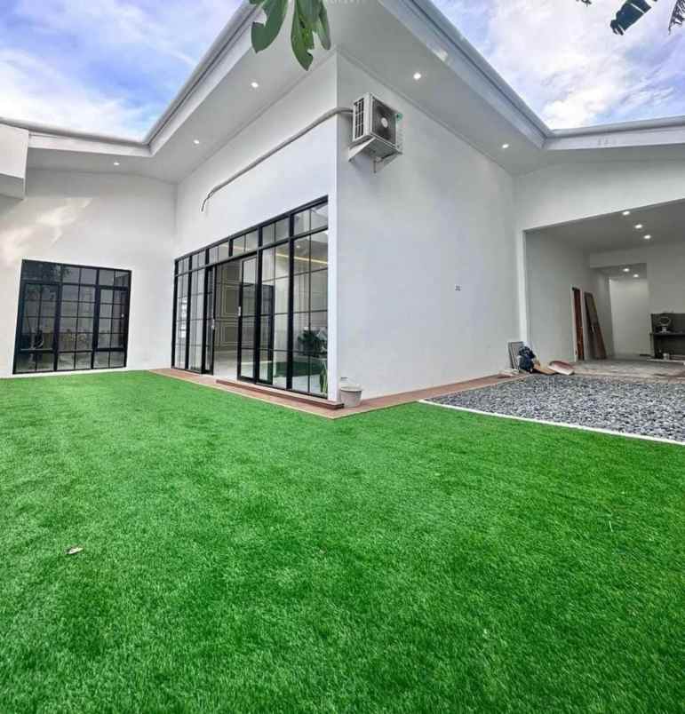 dijual rumah modern minimalis