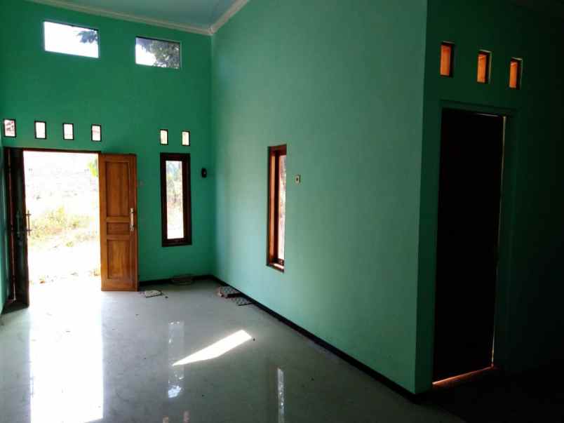 dijual rumah mojosongo jebres surakarta