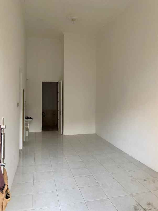 dijual rumah mulyosari