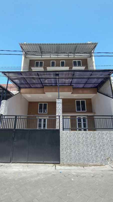 dijual rumah mulyosari