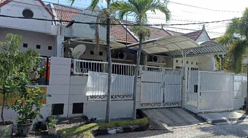 dijual rumah mulyosari prima