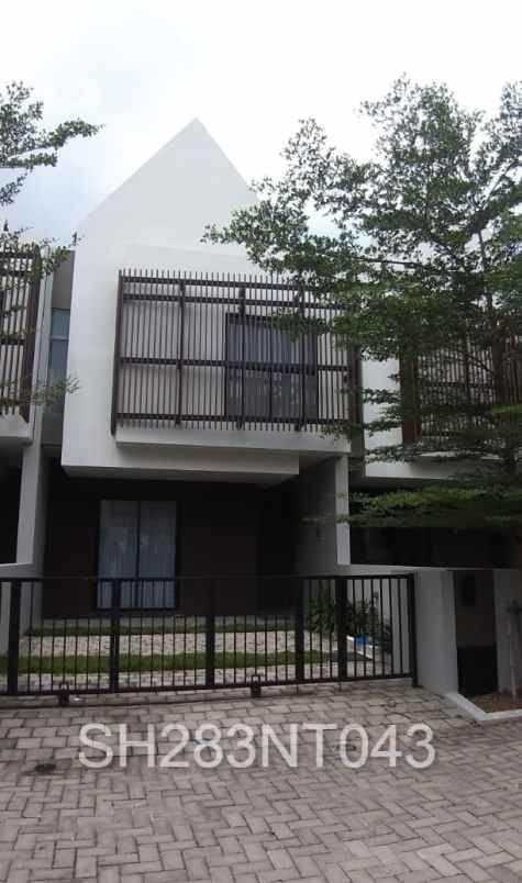 dijual rumah ngagel