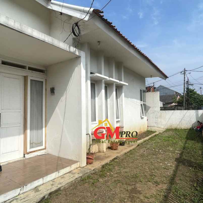 dijual rumah nyaman di antapani kota bandung