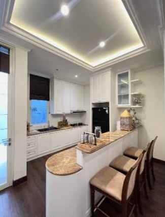 dijual rumah pakuwon city