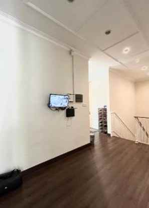 dijual rumah pakuwon city