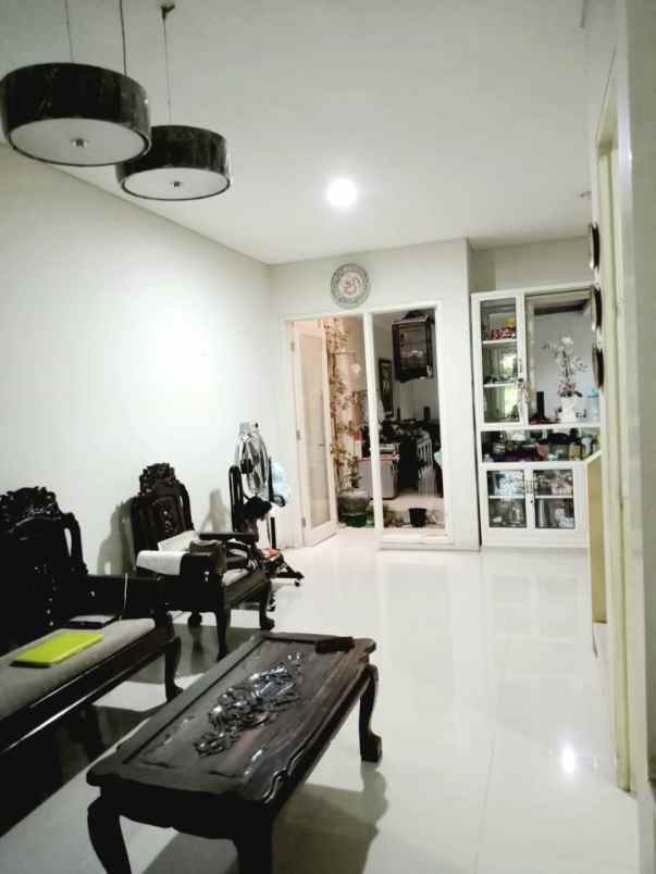 dijual rumah pakuwon city san antonio