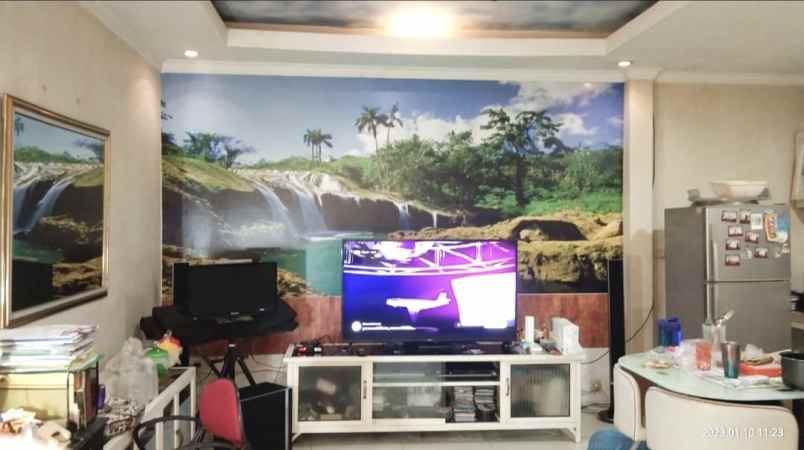 dijual rumah pakuwon city san antonio