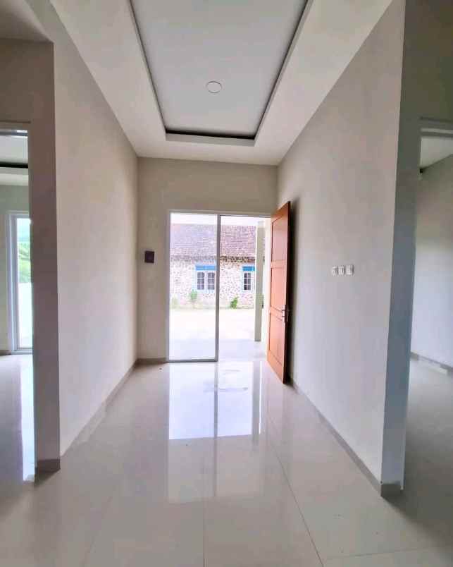 dijual rumah pamella 7