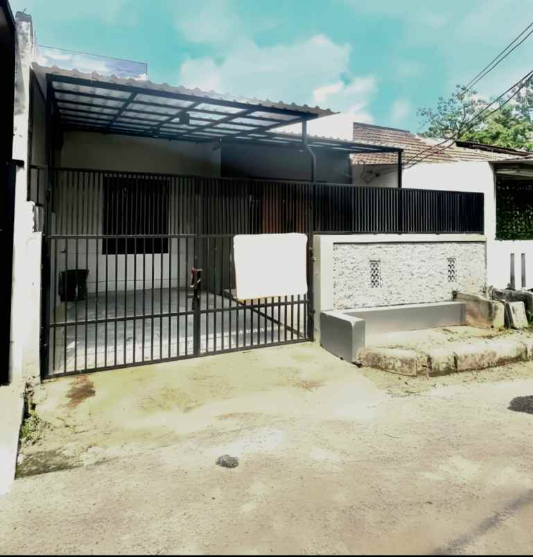 dijual rumah pamulang tangerang selatan