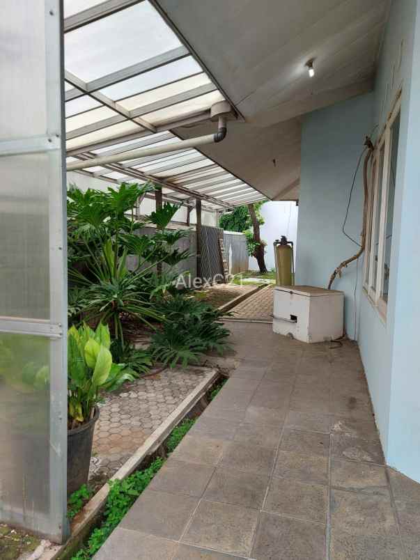 dijual rumah pejaten barat