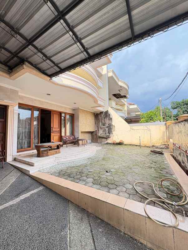 dijual rumah pejaten barat pasar minggu