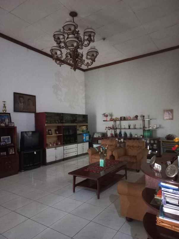 dijual rumah pejaten raya