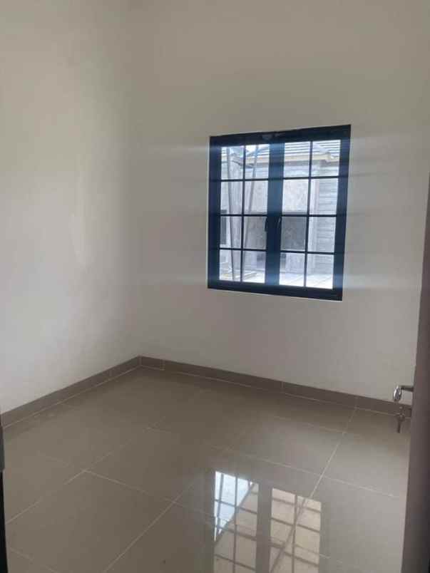 dijual rumah permata pamulang