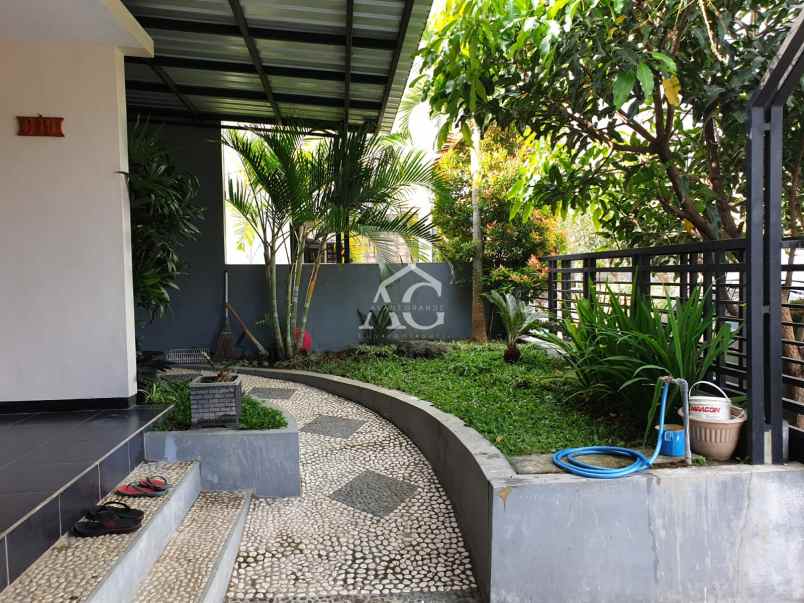 dijual rumah perum green view karangploso