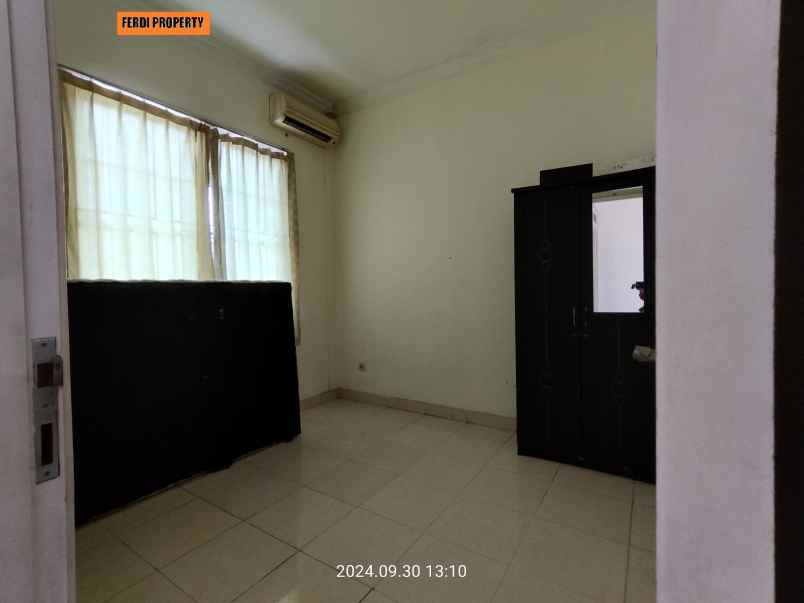 dijual rumah perumahan citra gran cibubur