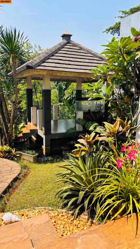 dijual rumah perumahan citra gran cibubur