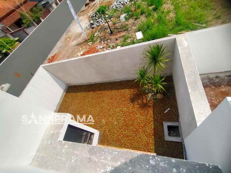 dijual rumah perumahan cluster cinangka