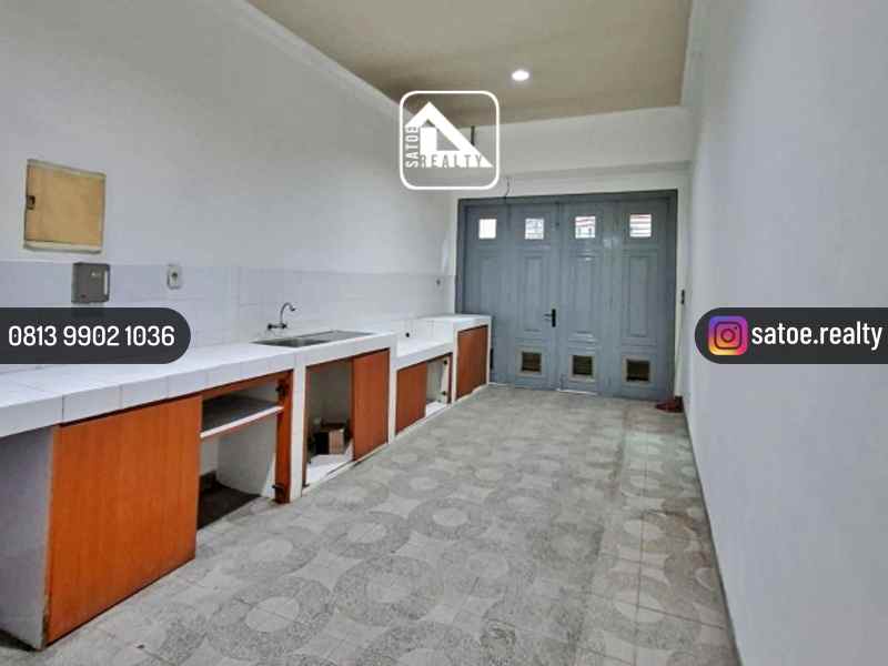 dijual rumah perumahan green garden