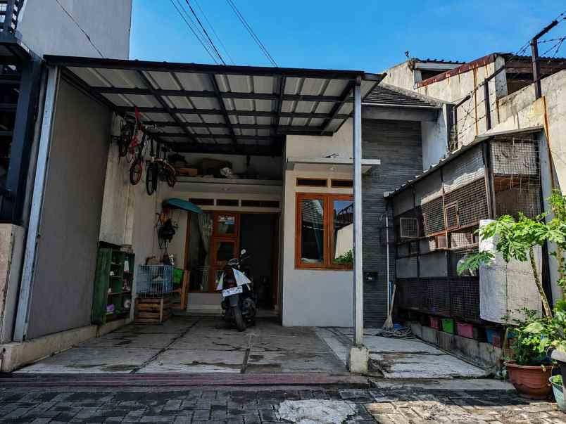 dijual rumah perumahan margawangi raya