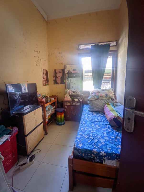 dijual rumah perumahan margawangi raya