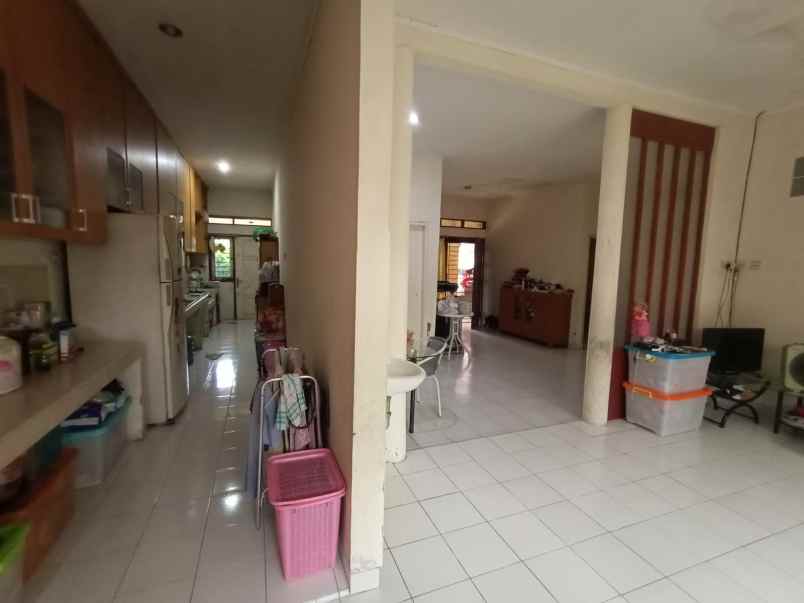 dijual rumah perumahan persada depok