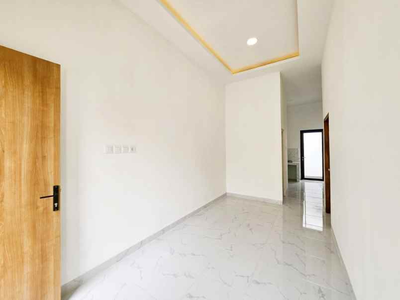 dijual rumah perumahan pondok ungu