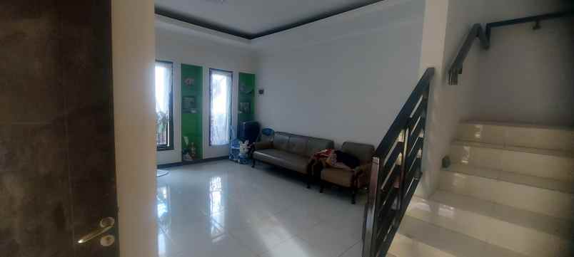 dijual rumah pesona indah