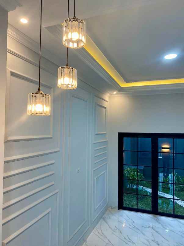 dijual rumah pokoh