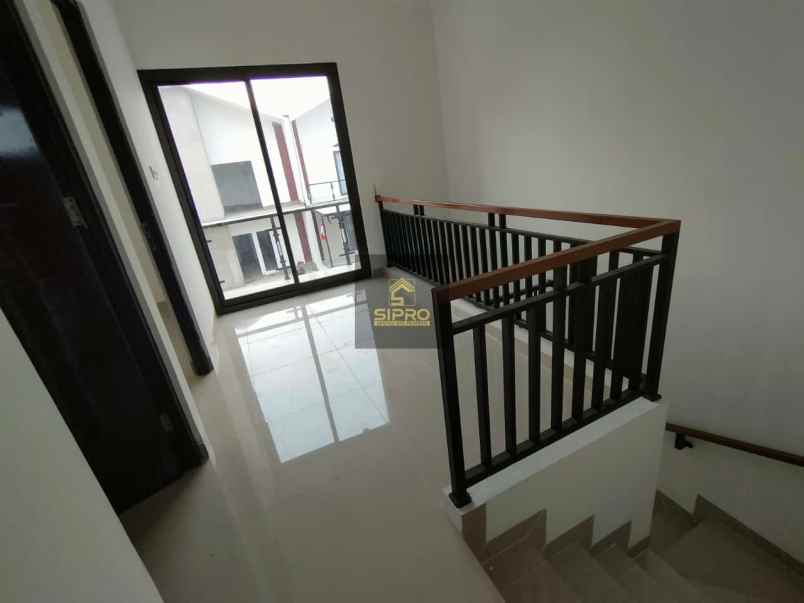 dijual rumah pondok benda pamulang