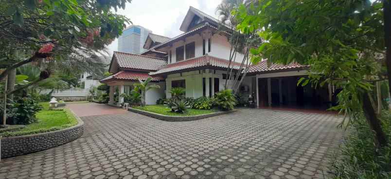 dijual rumah pondok indah