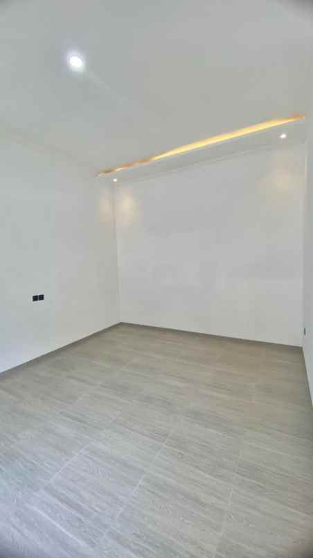 dijual rumah pondok pekayon indah