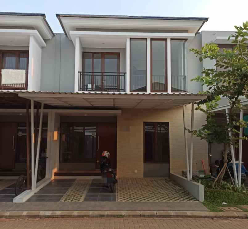 dijual rumah premier estate 2 pondok