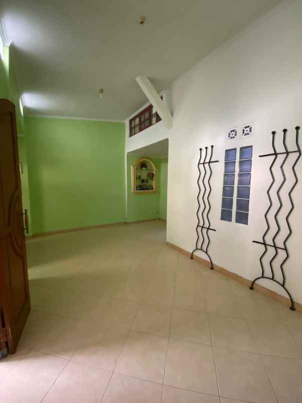 dijual rumah puri cipageran indah