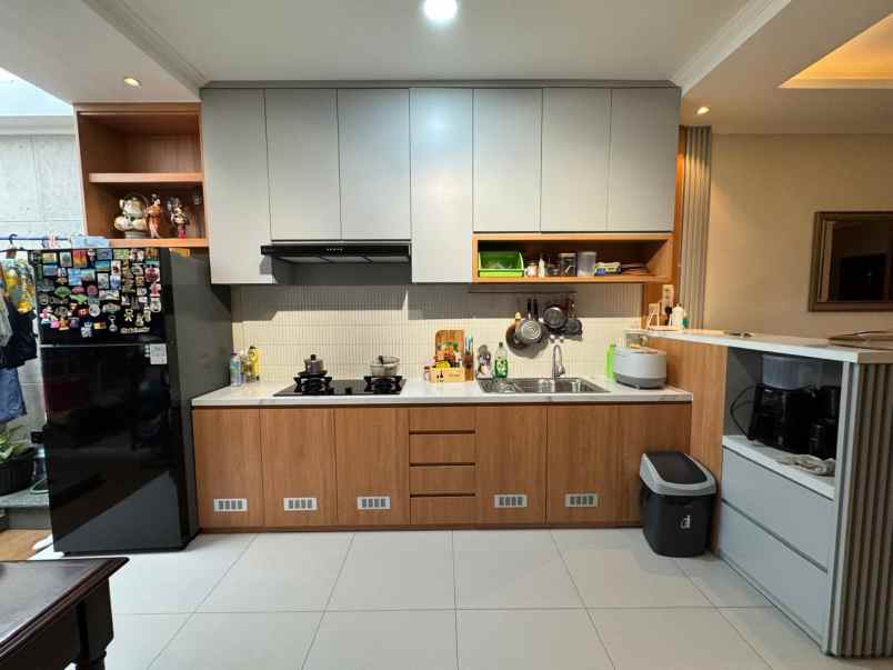 dijual rumah puri dago antapani