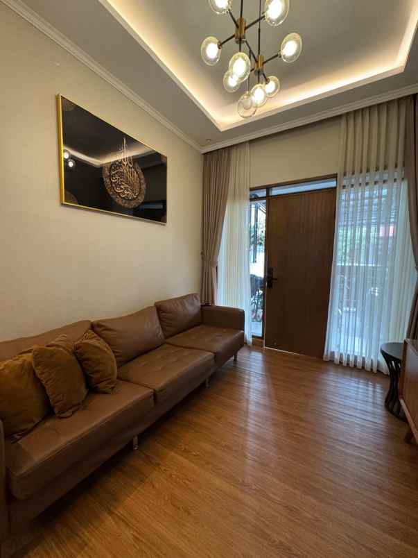 dijual rumah puri dago antapani