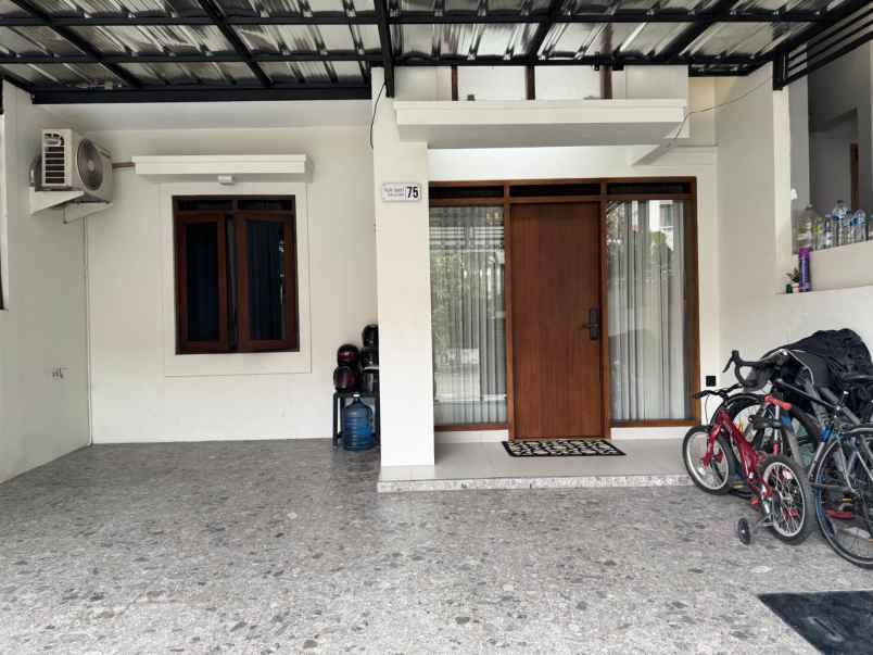 dijual rumah puri dago antapani