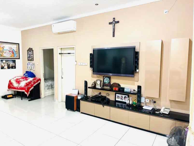 dijual rumah puri mansion kembangan