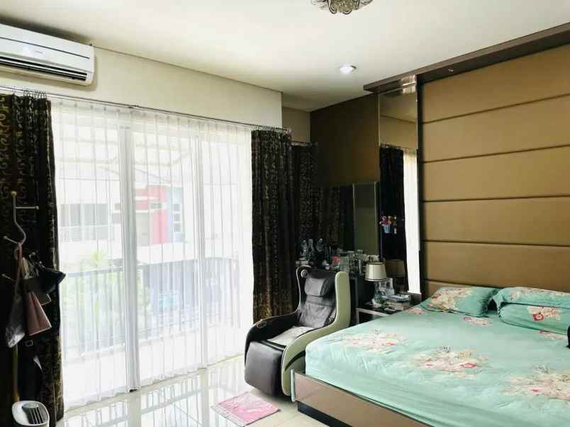 dijual rumah puri mansion kembangan