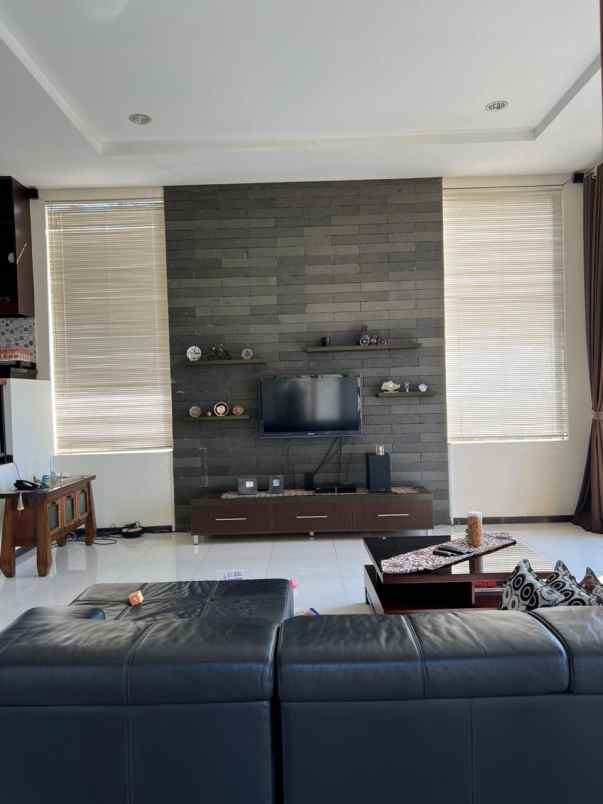 dijual rumah resort dago pakar bandung