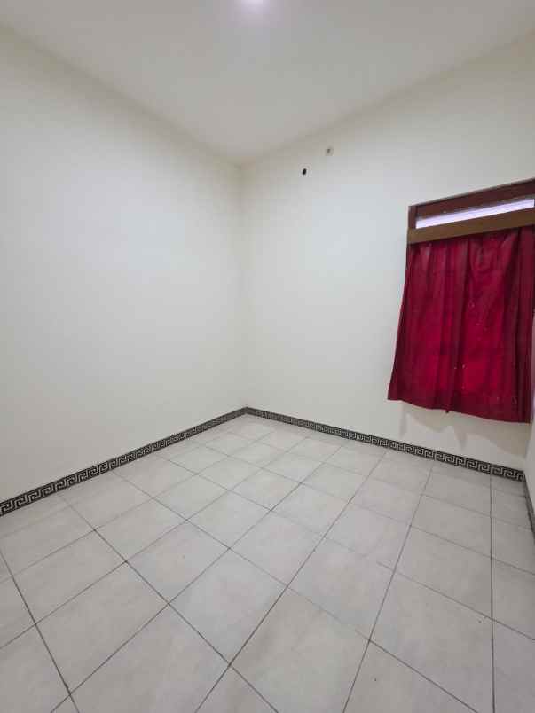 dijual rumah rewwin waru sidoarjo