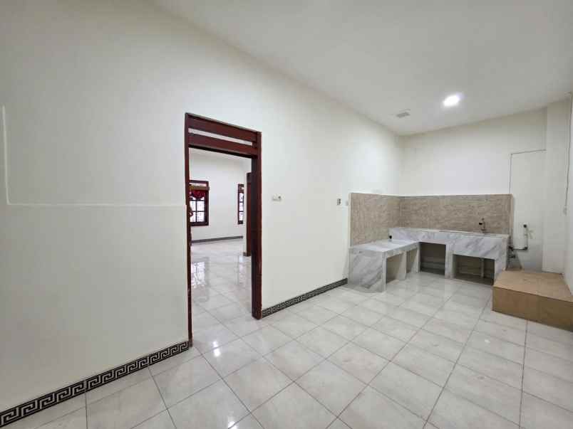 dijual rumah rewwin waru sidoarjo